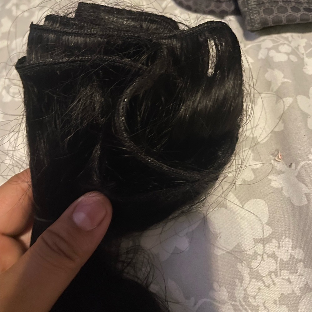 Hair bundle dark brown 24 inches